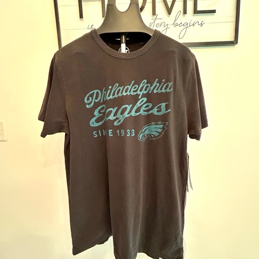 NWT 47 Men’s Philadelphia Eagles T-Shirt Size Large Black Short Sleeve